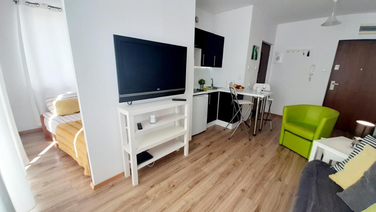 Apartament Z Balkonem I Bezplatnym Parkingiem Gdańsk Kültér fotó