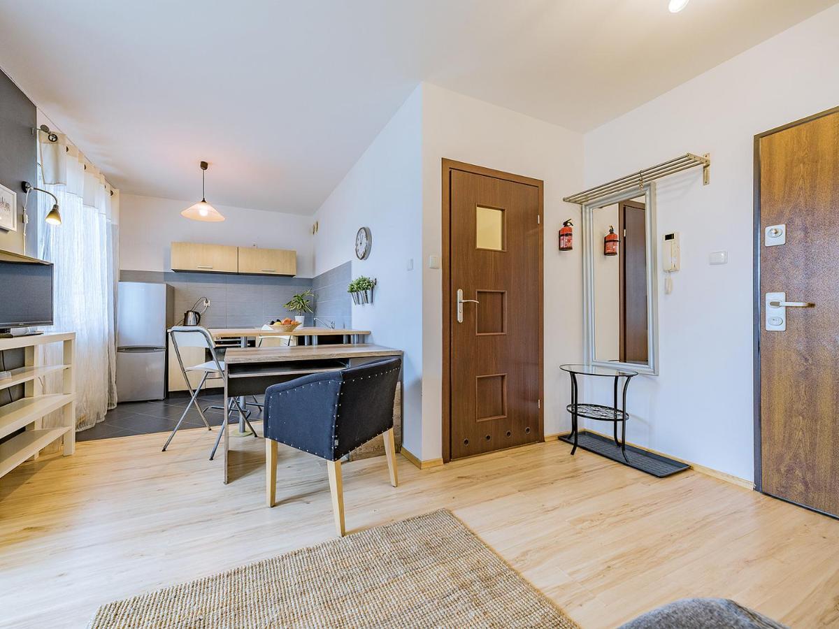 Apartament Z Balkonem I Bezplatnym Parkingiem Gdańsk Kültér fotó