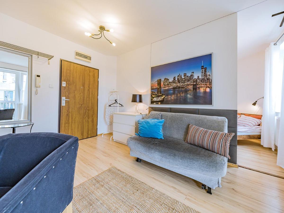 Apartament Z Balkonem I Bezplatnym Parkingiem Gdańsk Kültér fotó